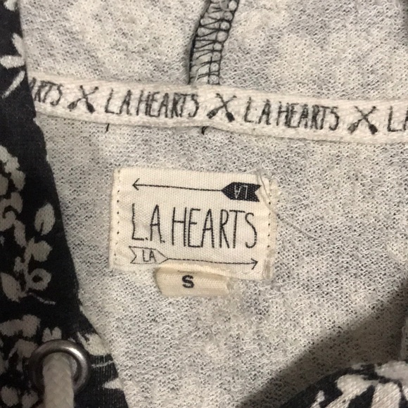 L.A. Hearts Hoodie . only worn and washed once! - Picture 2 of 3